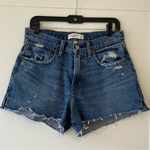 Abercrombie curve love mid rise shorts